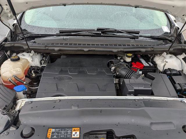 Used 2018 Ford Edge SEL FWD image 21