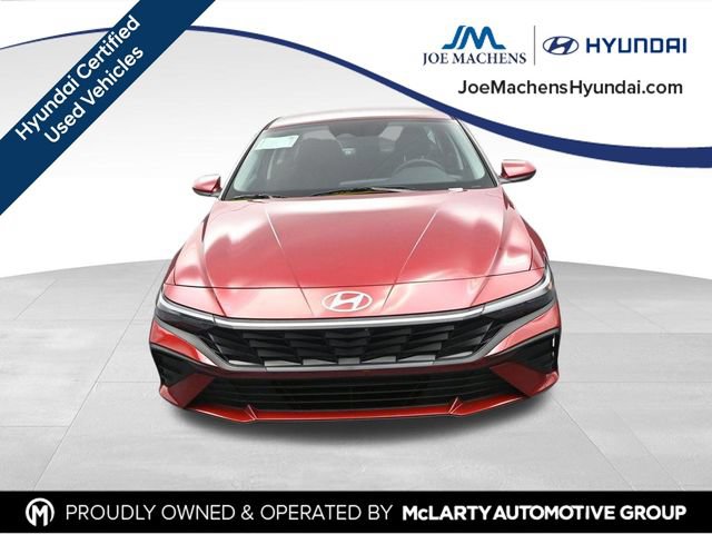 Certified 2026 Hyundai Elantra SE FWD image 4
