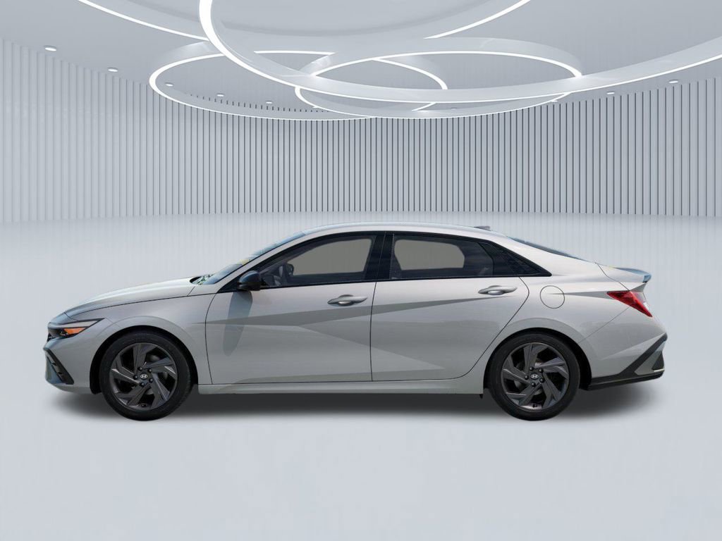 New 2026 Hyundai Elantra Sport FWD image 3
