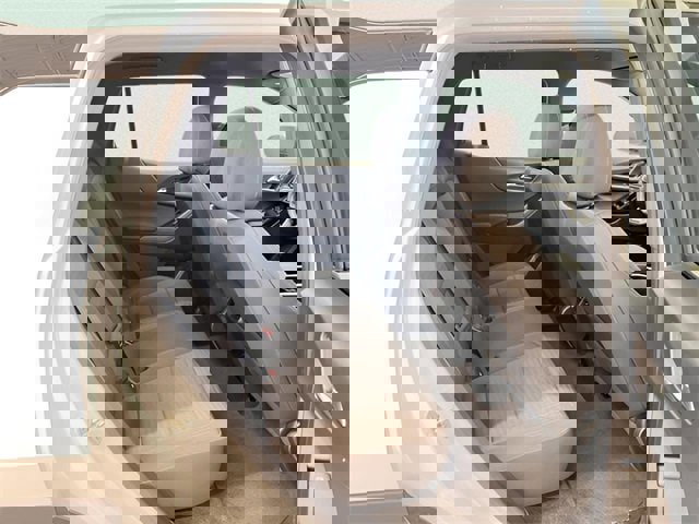 Certified 2025 Chevrolet Equinox LT image 9