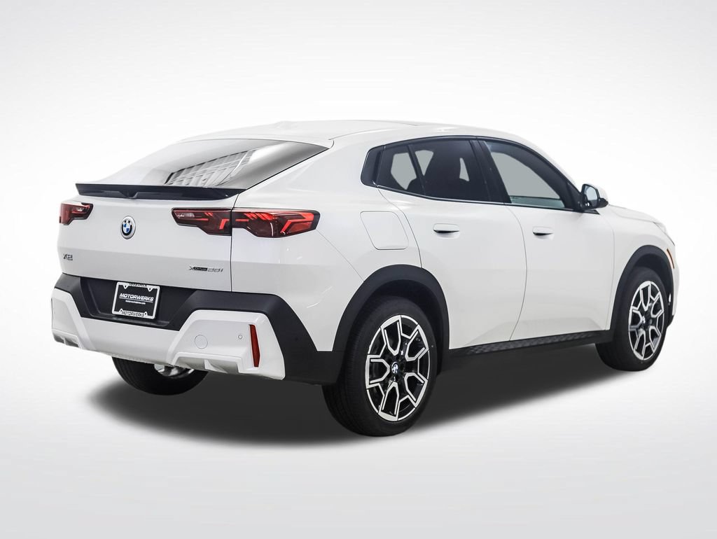 New 2026 BMW X2 xDrive28i w/ Technology Package AWD/4WD image 5