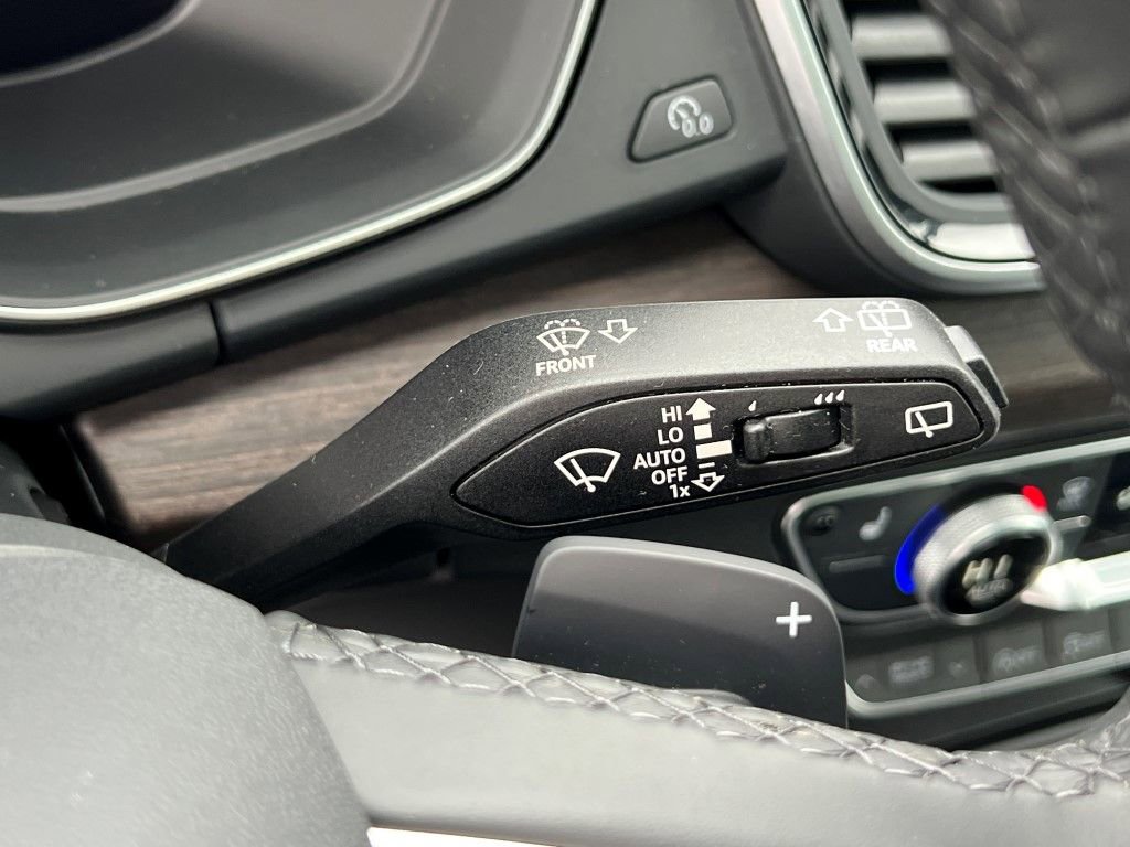 Certified 2025 Audi Q5 2.0T Premium Plus w/ Premium Plus Package image 34