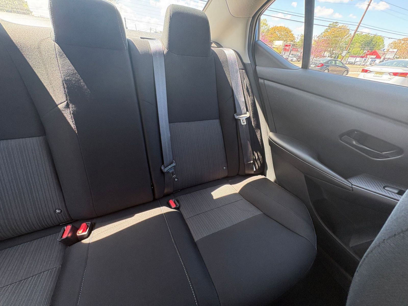 Used 2025 Nissan Sentra SV FWD image 35