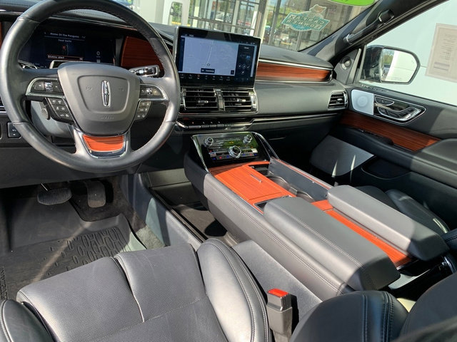 Certified 2024 Lincoln Navigator L Reserve image 20