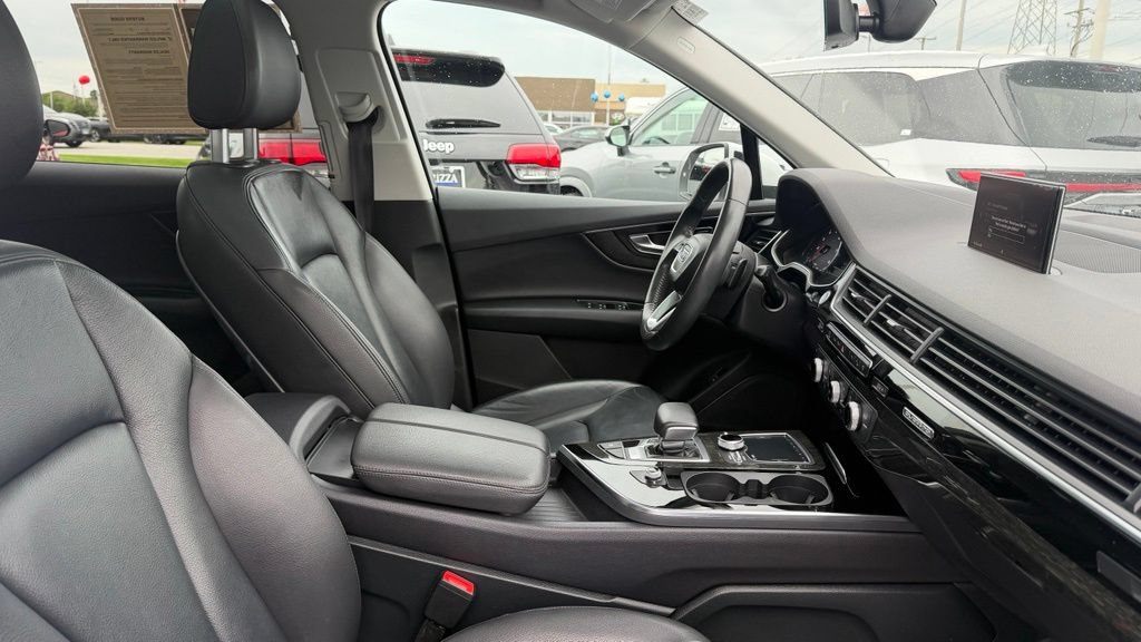 Used 2019 Audi Q7 3.0T Premium AWD/4WD image 13