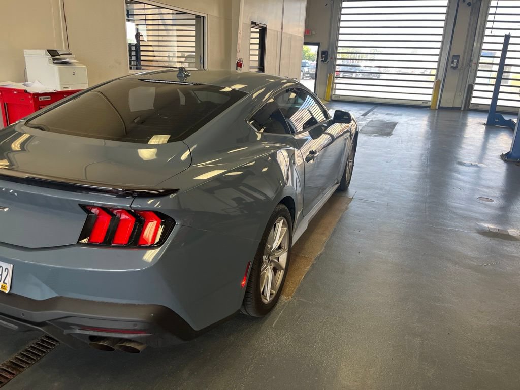 Used 2024 Ford Mustang GT Premium RWD image 7