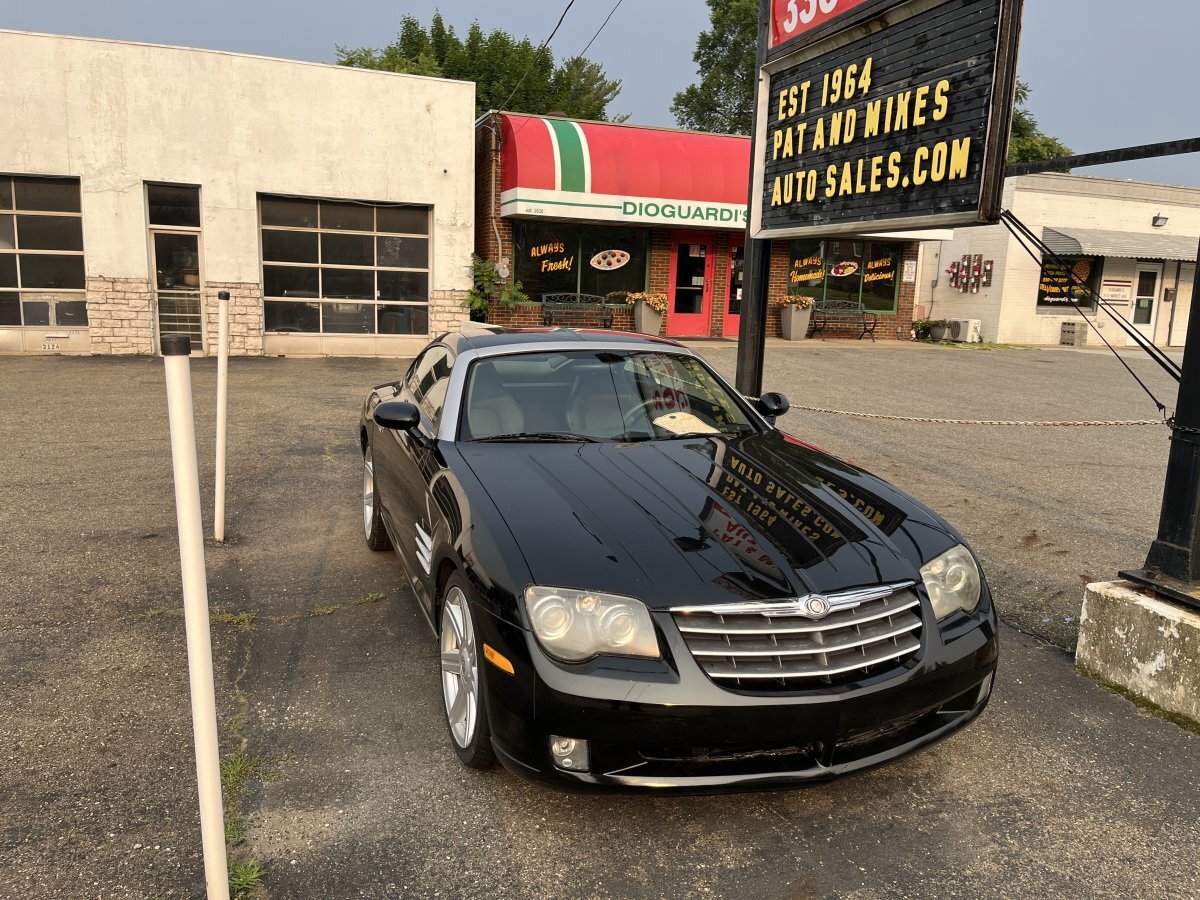 Used 2004 Chrysler Crossfire Coupe RWD image 5