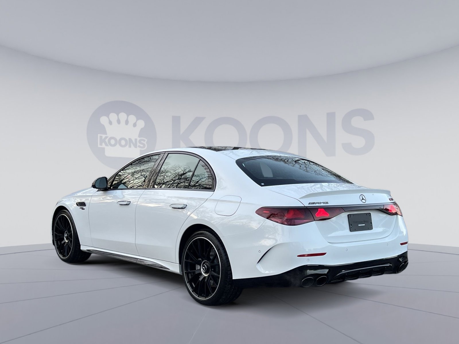 New 2026 Mercedes-Benz E 53 AMG e 4MATIC Sedan image 4