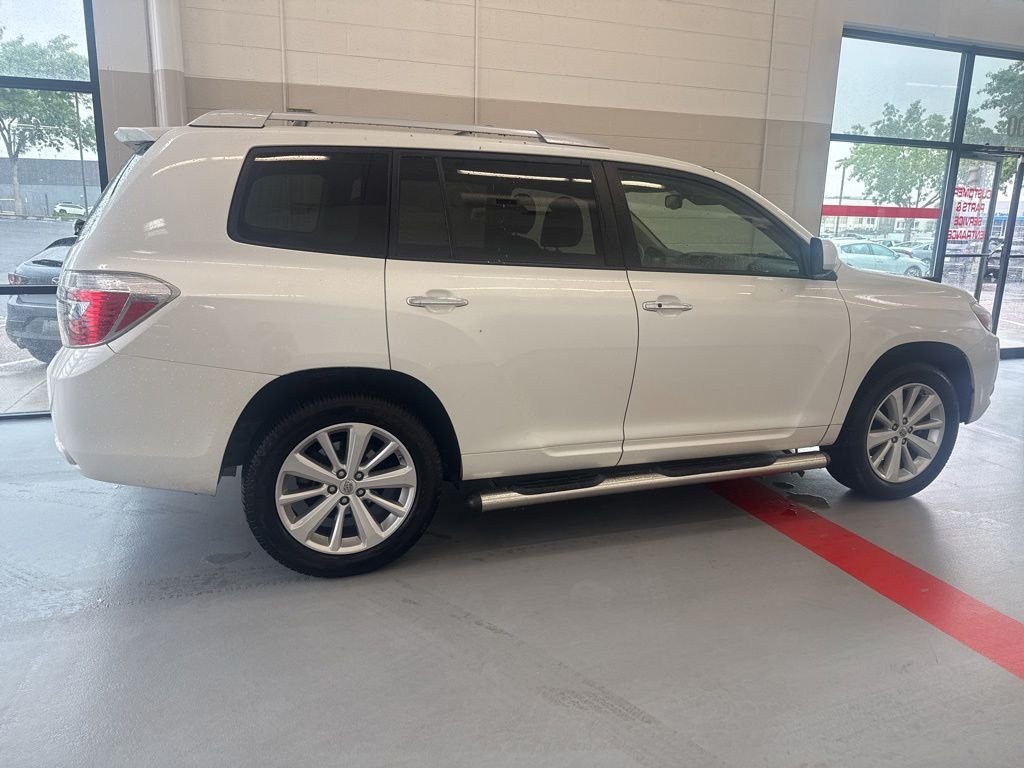 Used 2010 Toyota Highlander Limited AWD/4WD image 5