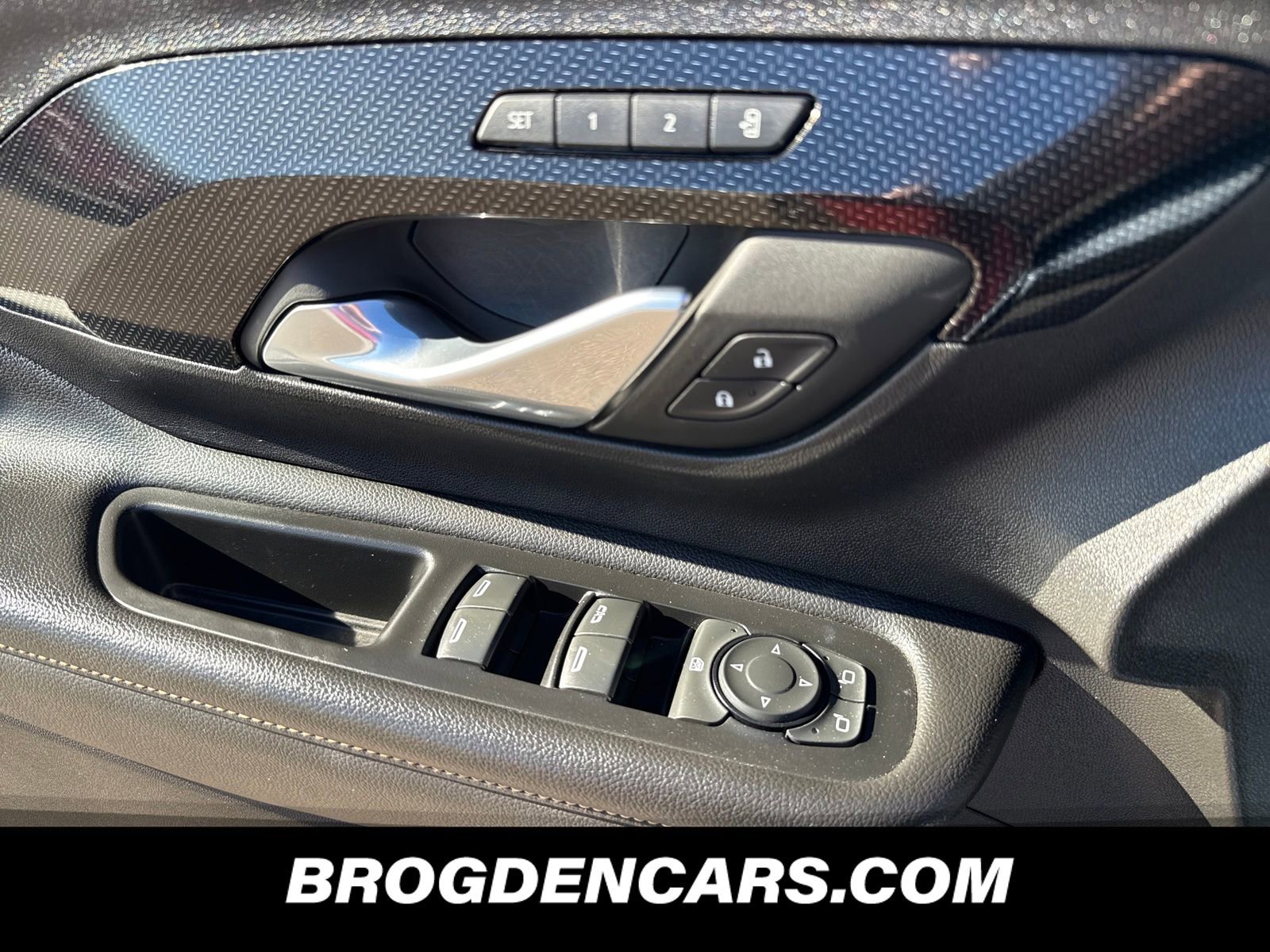 Used 2023 GMC Terrain AT4 w/ Tech Package image 8