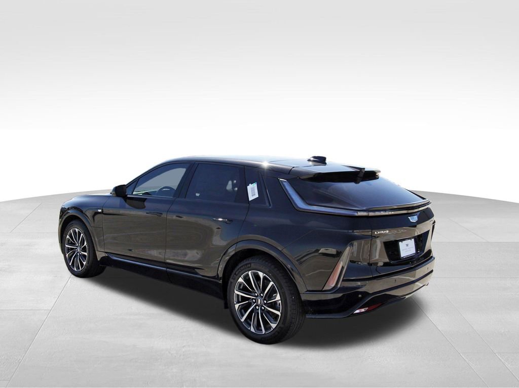 New 2026 Cadillac Lyriq Sport video 3
