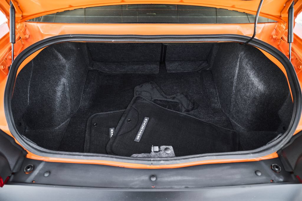 Used 2014 Dodge Challenger R/T RWD image 11