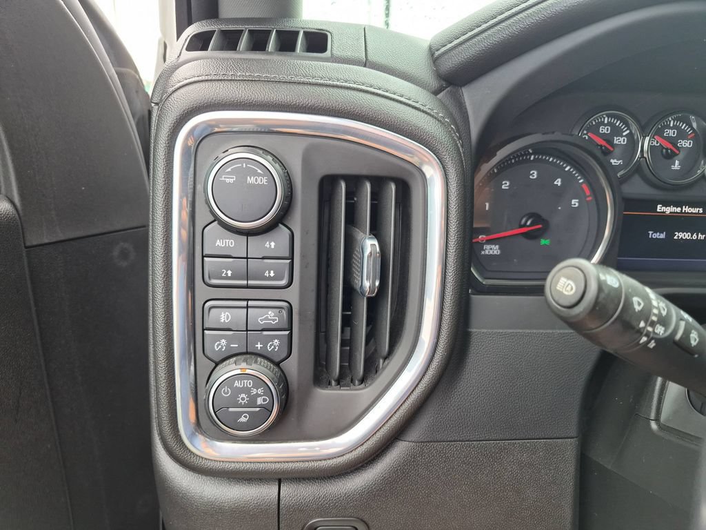 Used 2022 Chevrolet Silverado 2500 LTZ w/ LTZ Convenience Package AWD/4WD image 13