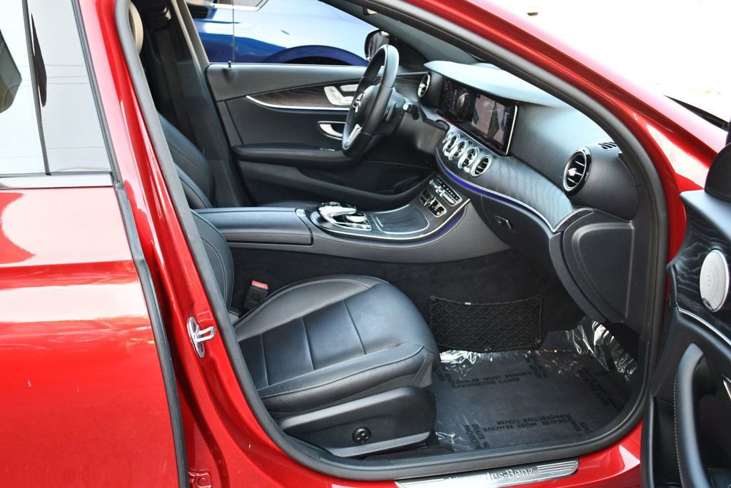 Used 2020 Mercedes-Benz E 450 4MATIC Sedan image 40