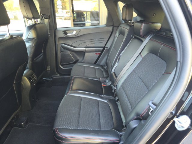 Used 2025 Ford Escape ST-Line AWD/4WD image 14
