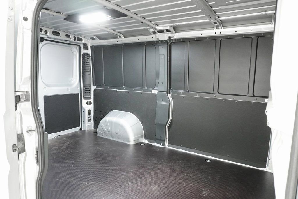 Used 2024 RAM ProMaster 3500 w/ Quick Order Package 22G SLT image 9
