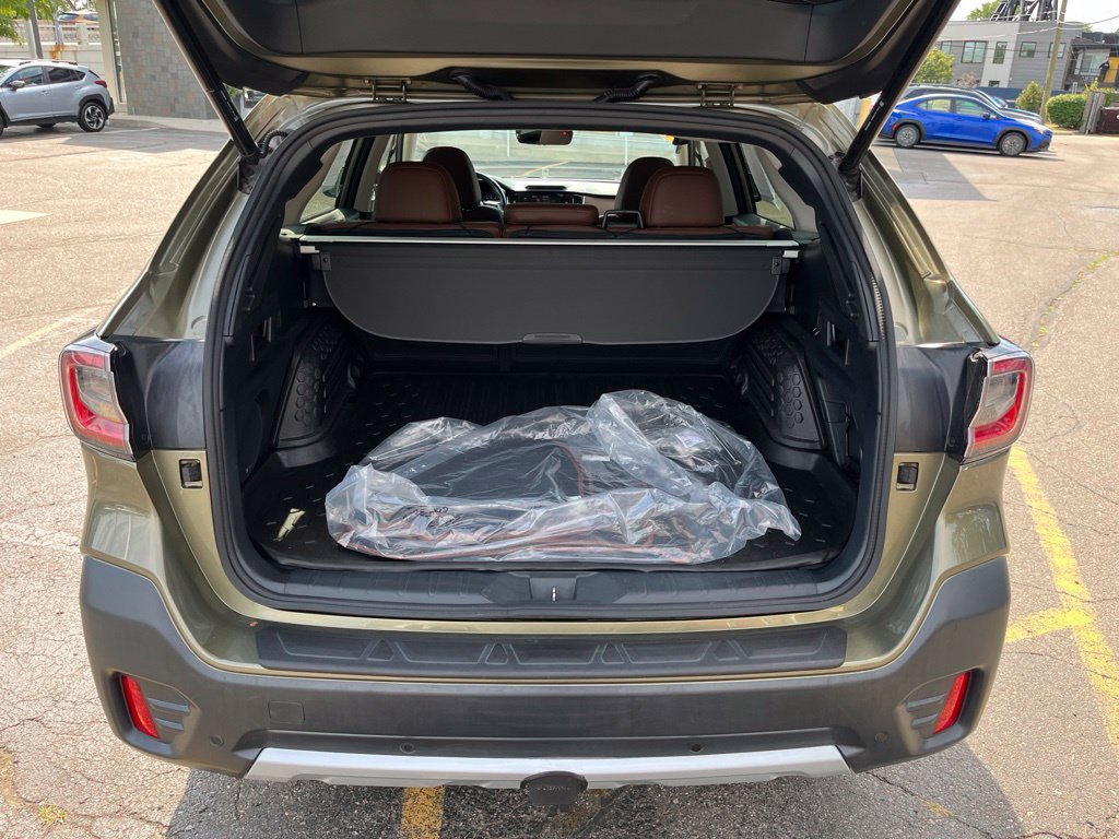Certified 2022 Subaru Outback Touring XT AWD/4WD image 30