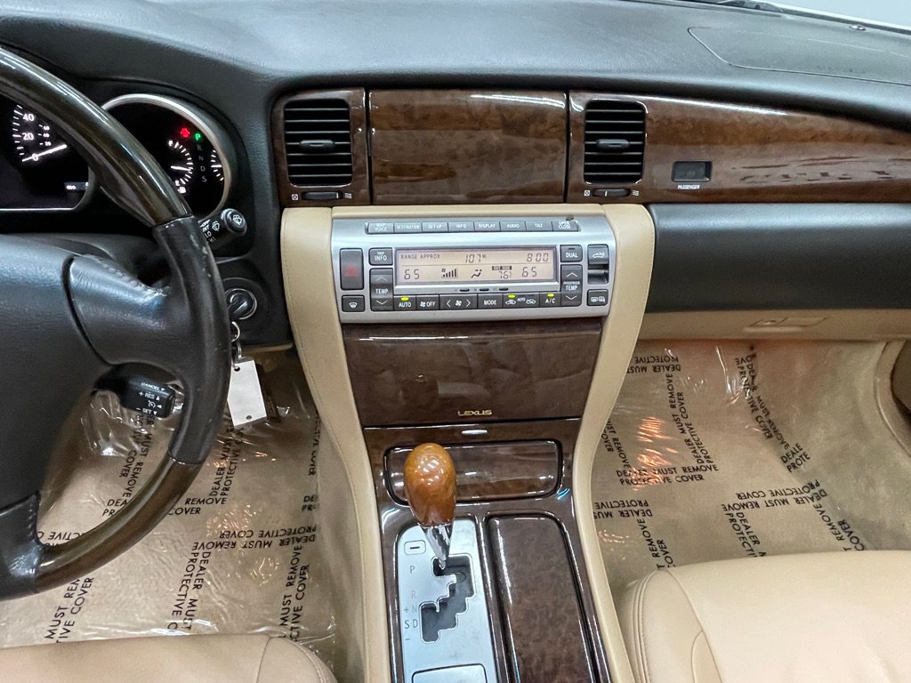 Used 2010 Lexus SC 430 Convertible RWD image 28