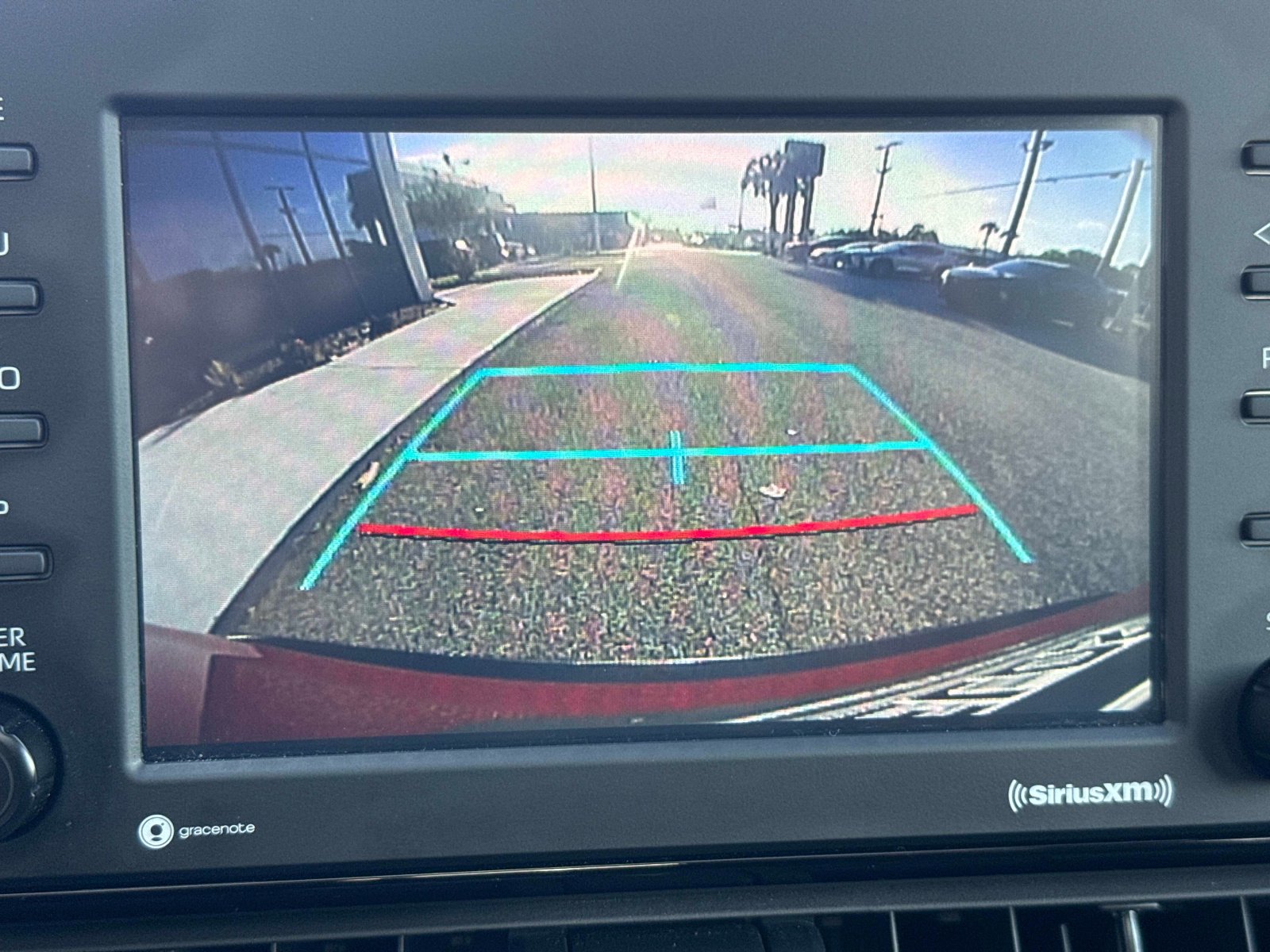 Used 2022 Toyota RAV4 XLE w/ Convenience Package image 25