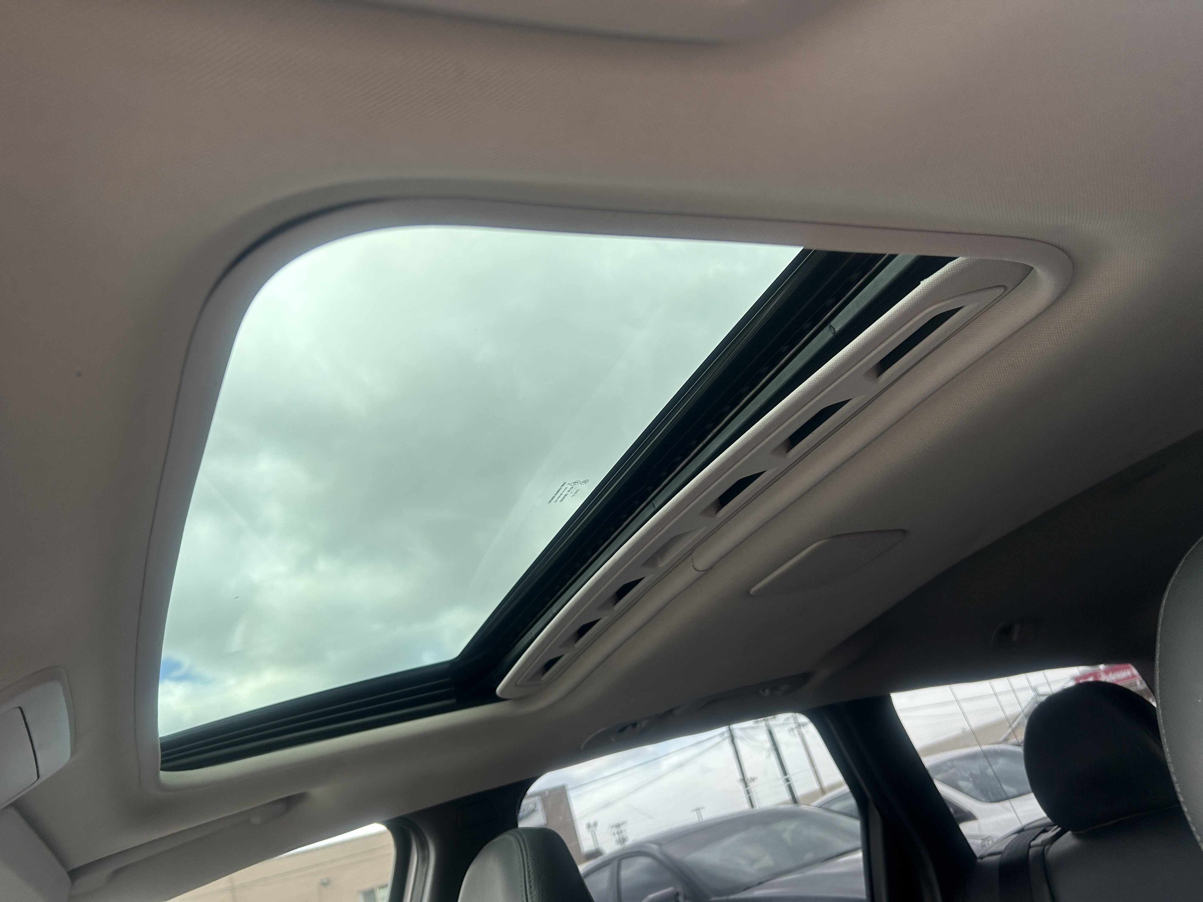 Used 2006 Volvo V50 T5 image 14