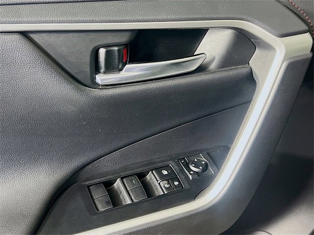 Used 2020 Toyota RAV4 TRD Off-Road image 11