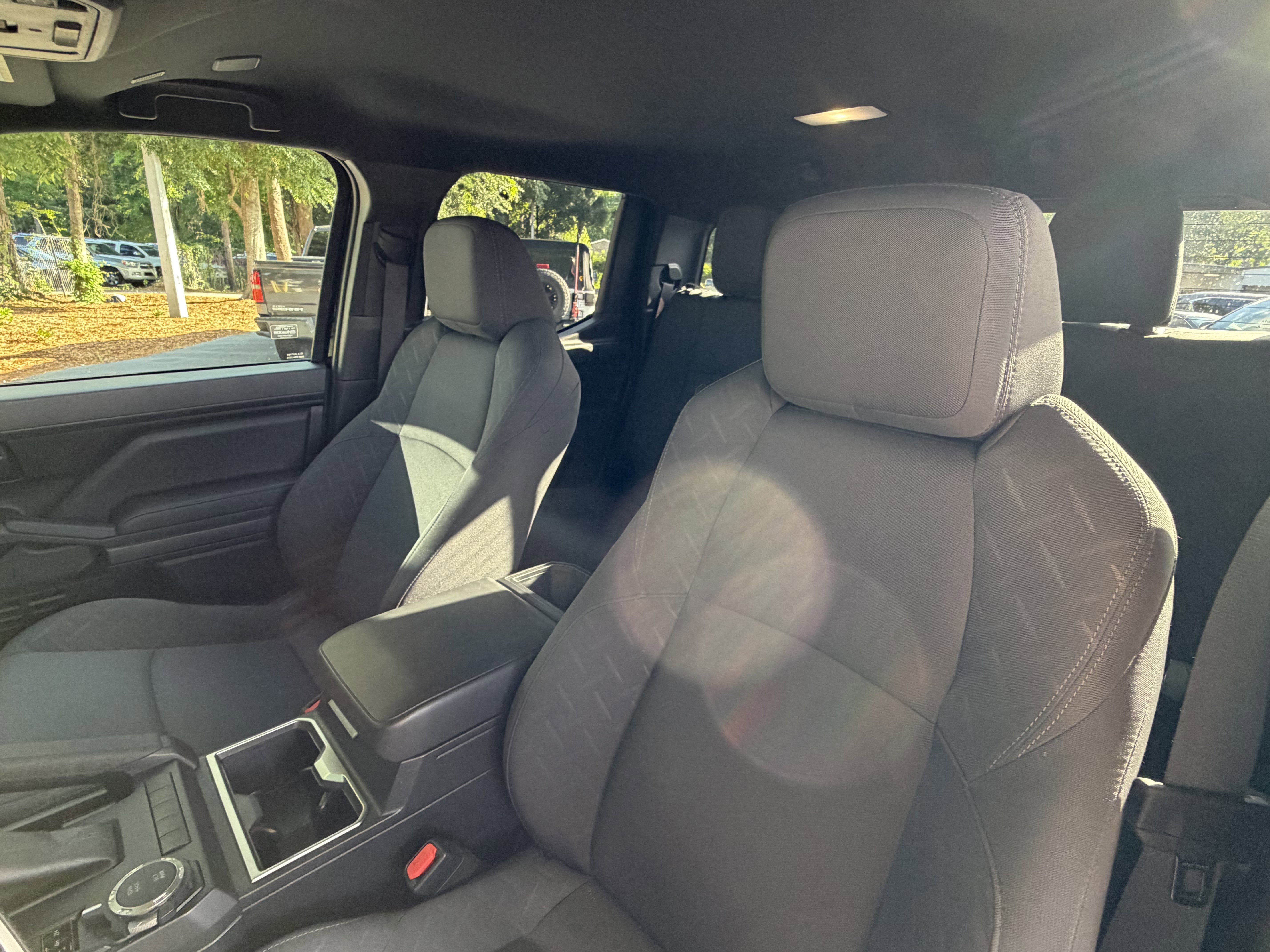 Used 2024 Toyota Tacoma SR5 AWD/4WD image 18