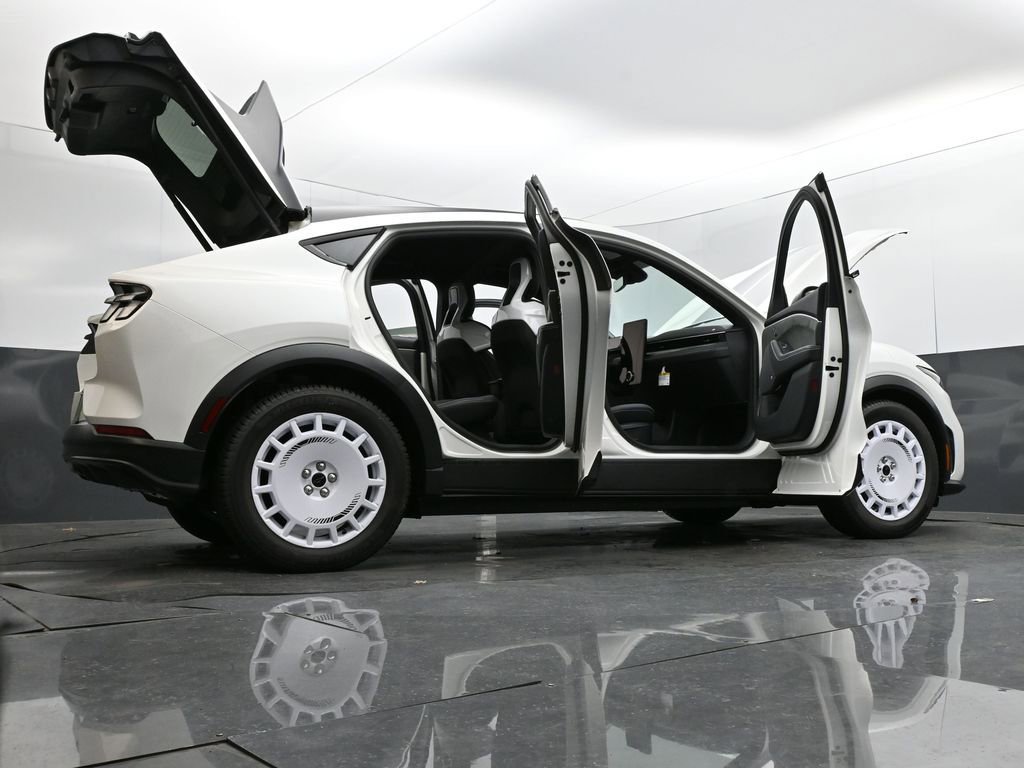 New 2025 Ford Mustang Mach-E GT w/ Interior Protection Package image 39