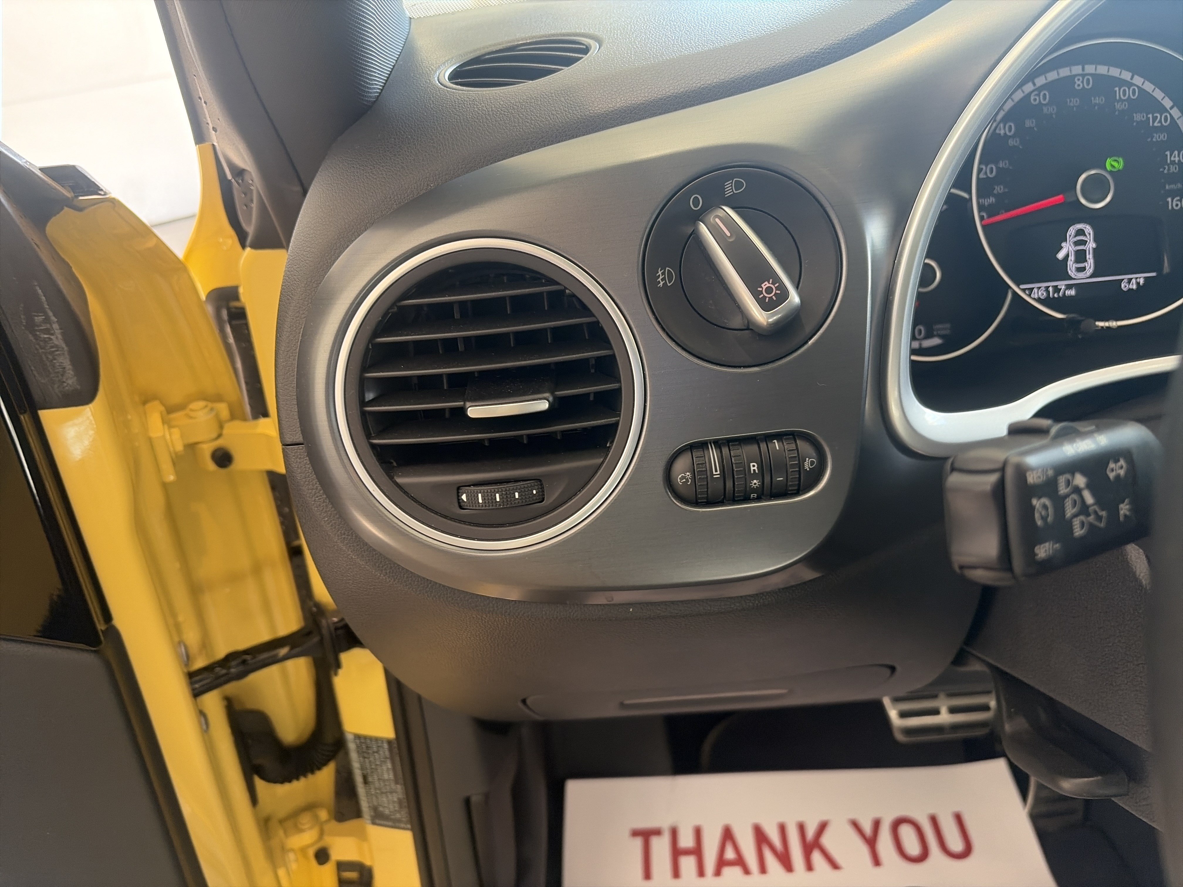 Used 2014 Volkswagen Beetle GSR FWD image 34