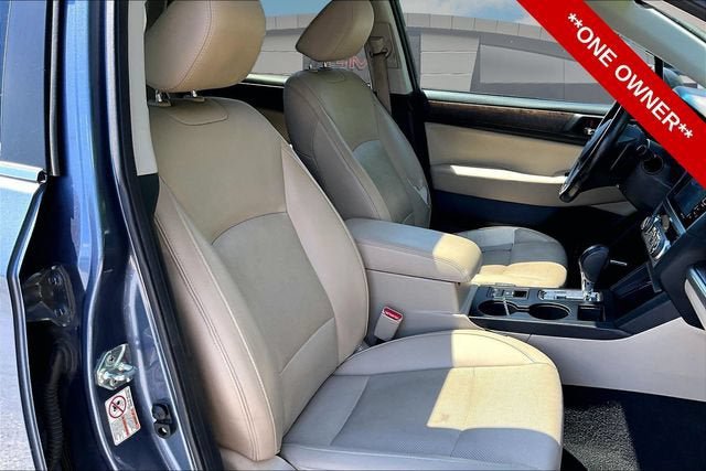 Used 2016 Subaru Outback 2.5i Limited AWD/4WD image 7