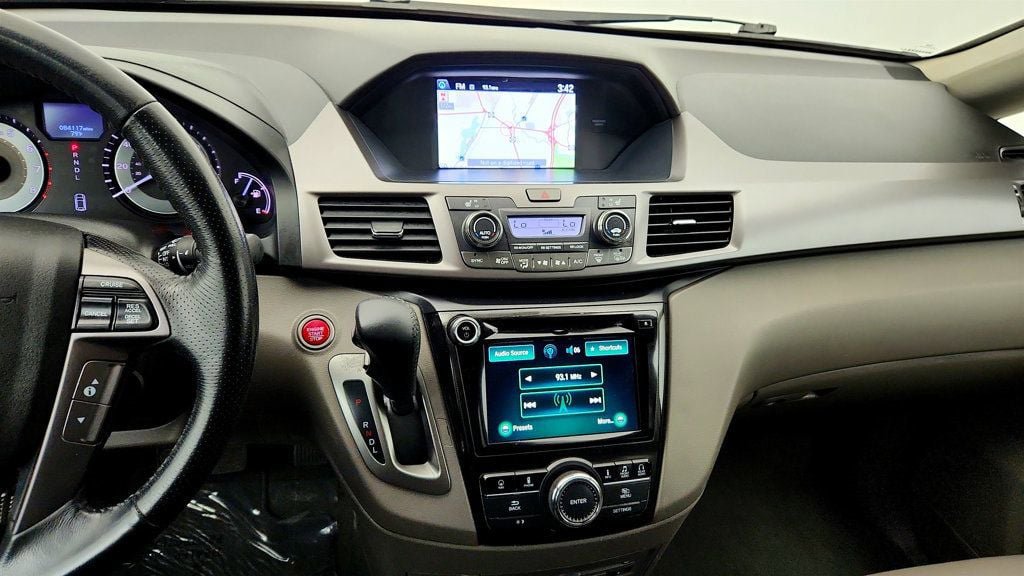 Used 2015 Honda Odyssey Touring image 18
