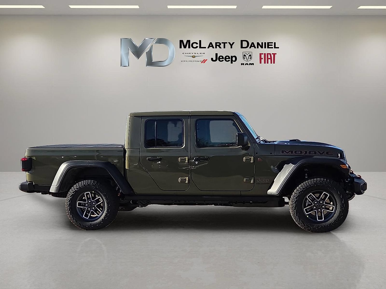 New 2026 Jeep Gladiator Mojave w/ Safety Group AWD/4WD image 6