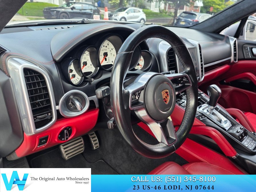 Used 2017 Porsche Cayenne GTS AWD/4WD image 11