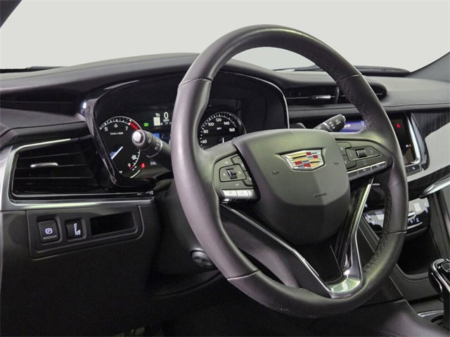 Certified 2025 Cadillac XT6 Premium Luxury image 11