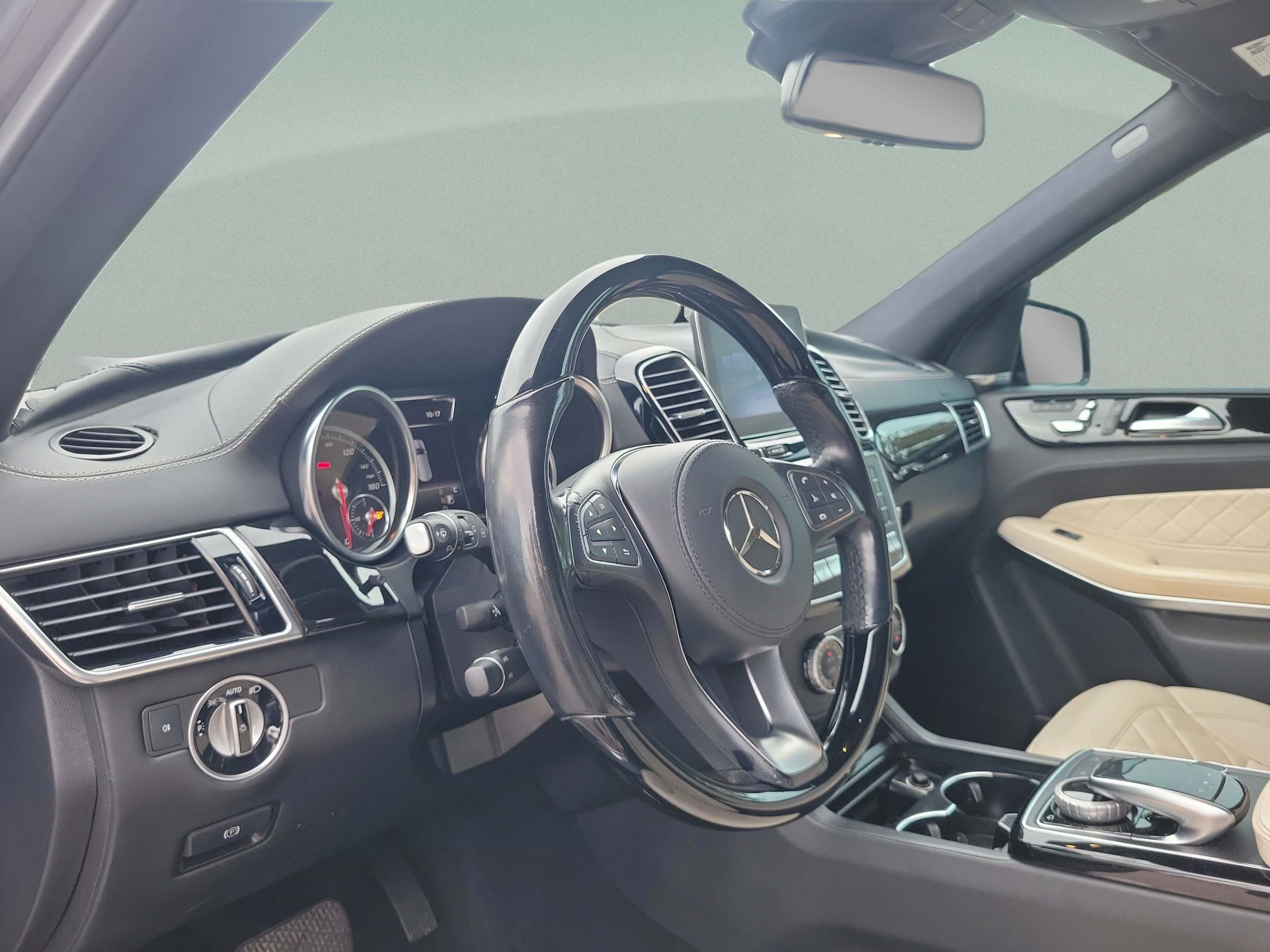 Used 2019 Mercedes-Benz GLS 550 4MATIC image 27