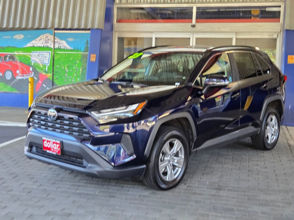 Used 2023 Toyota RAV4 XLE w/ Convenience Package image 2