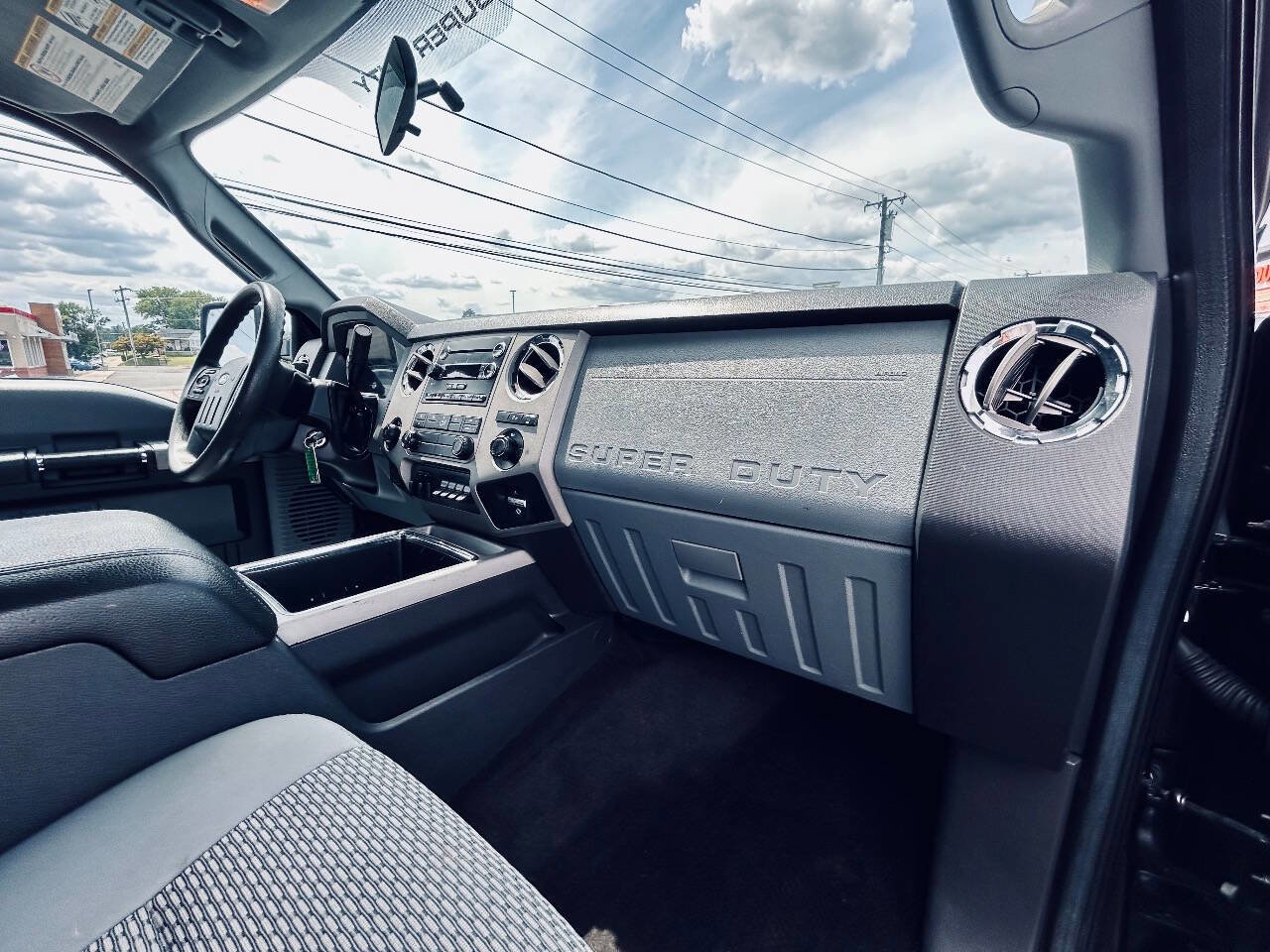 Used 2014 Ford F250 XLT w/ XLT Interior Package image 33