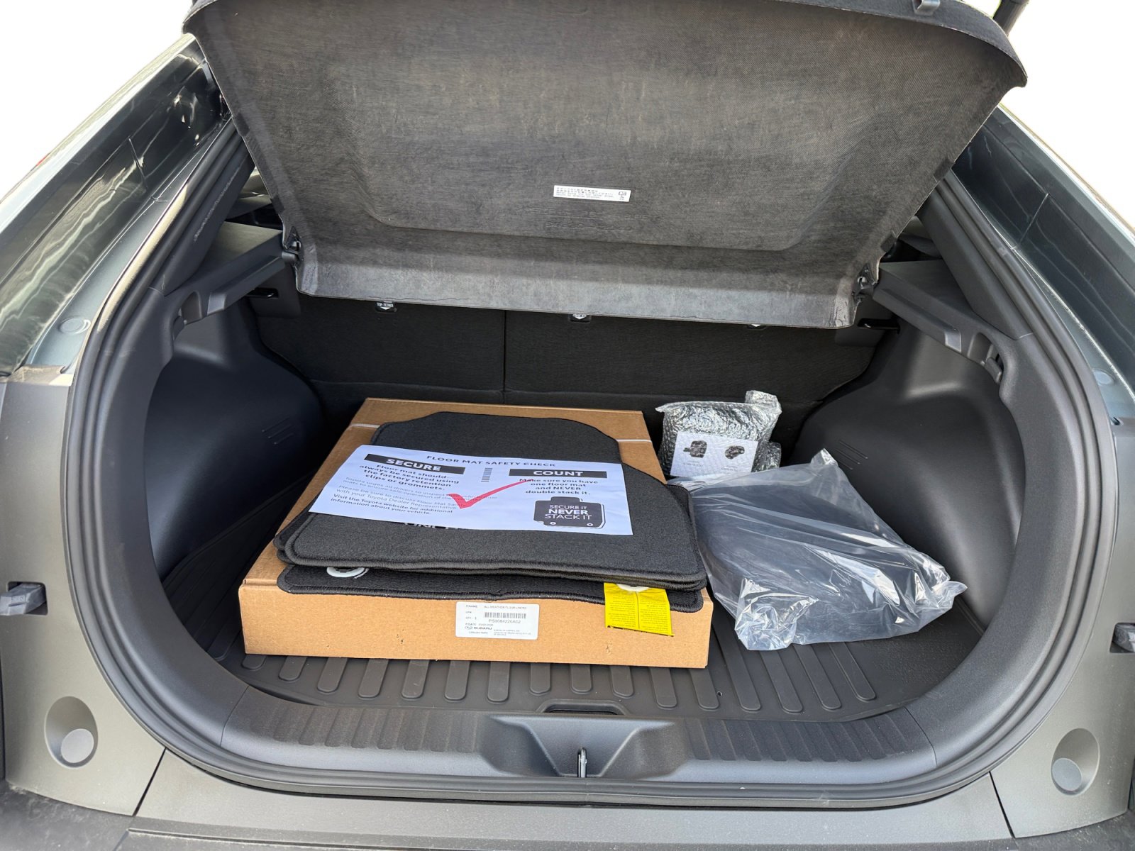 New 2026 Subaru Uncharted Premium image 17