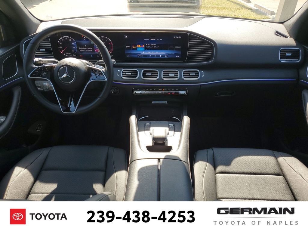 Used 2025 Mercedes-Benz GLE 450 4MATIC w/ AMG Line Exterior image 18