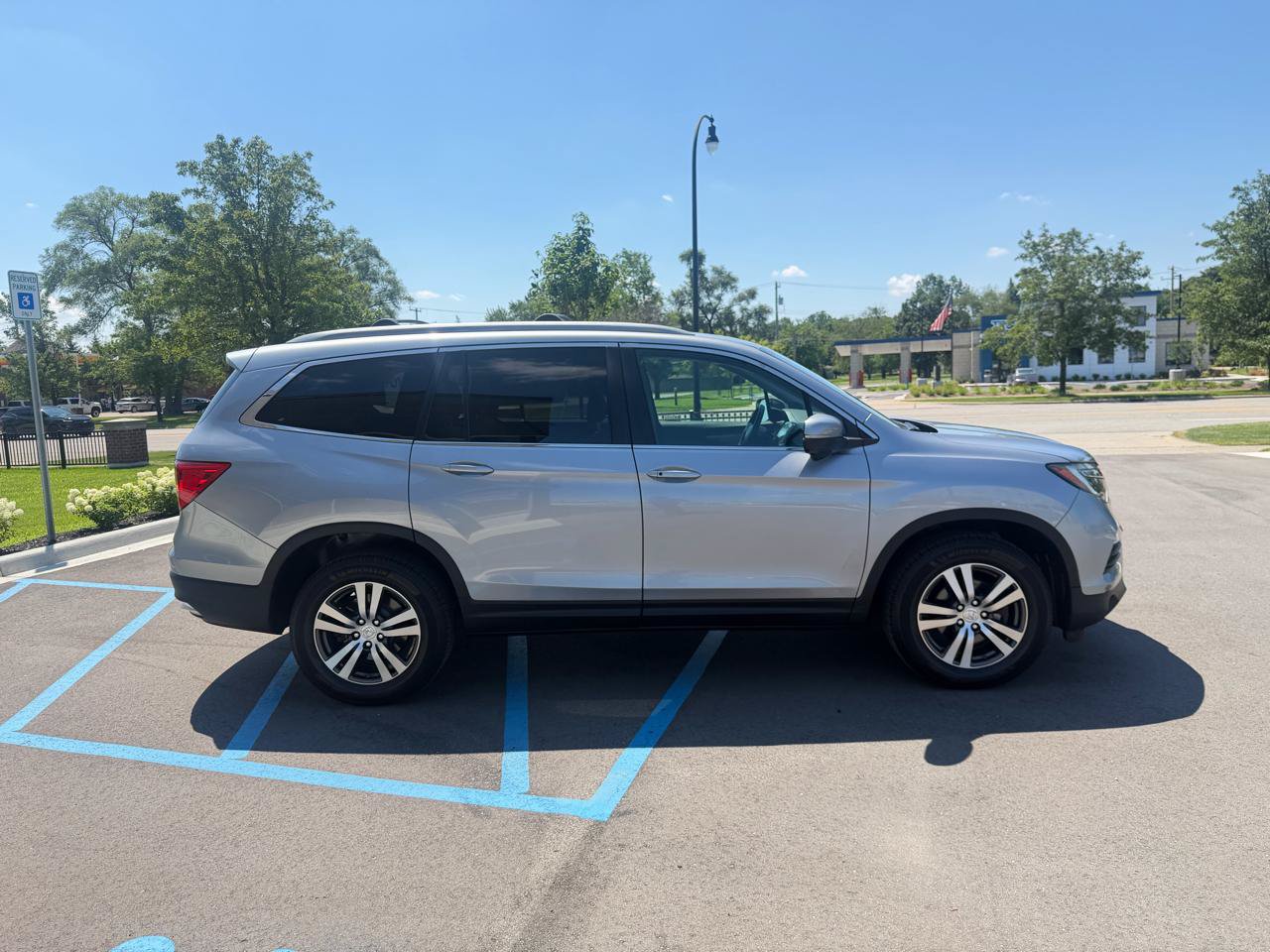 Used 2018 Honda Pilot EX-L image 4