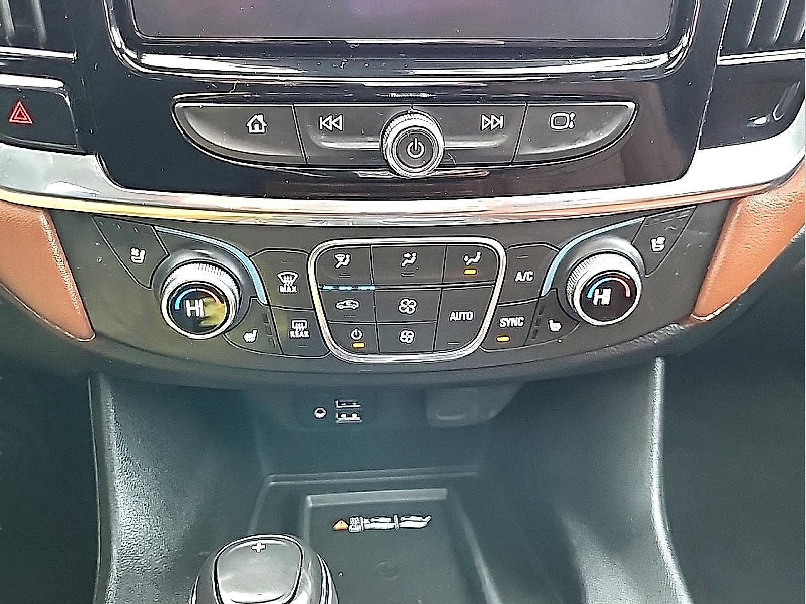 Used 2020 Chevrolet Traverse High Country AWD/4WD image 25