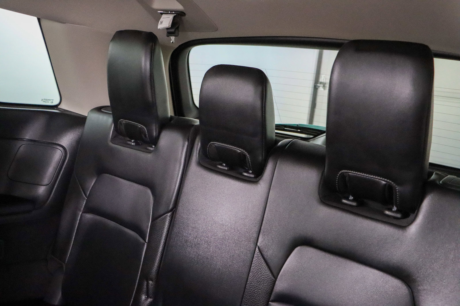 Used 2023 Nissan Pathfinder SL w/ Lighting Package (N92) image 25