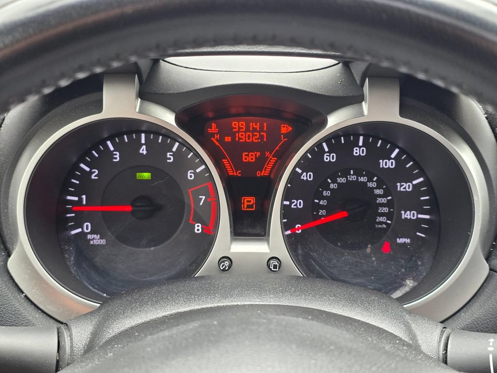 Used 2013 Nissan Juke SV AWD/4WD image 17