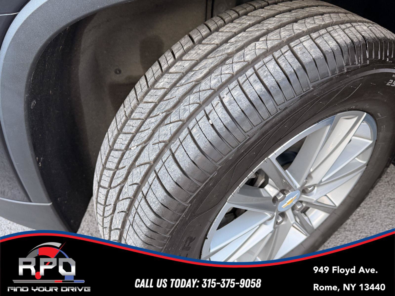 Used 2022 Chevrolet Traverse LT AWD/4WD image 12
