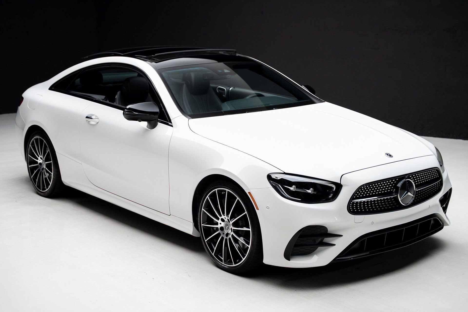 Used 2023 Mercedes-Benz E 450 Coupe image 40