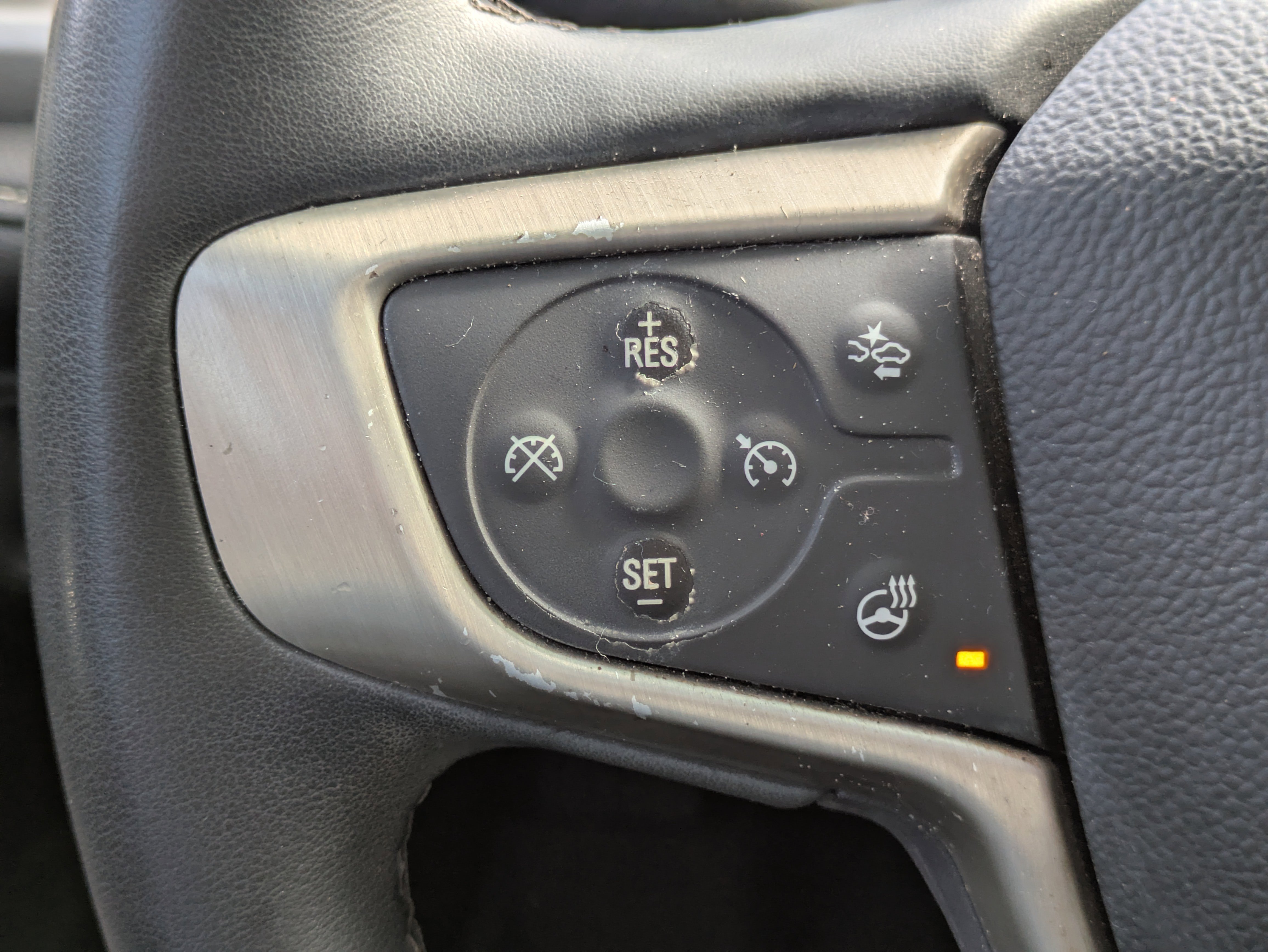 Used 2023 GMC Acadia Denali w/ Denali Ultimate Package image 18