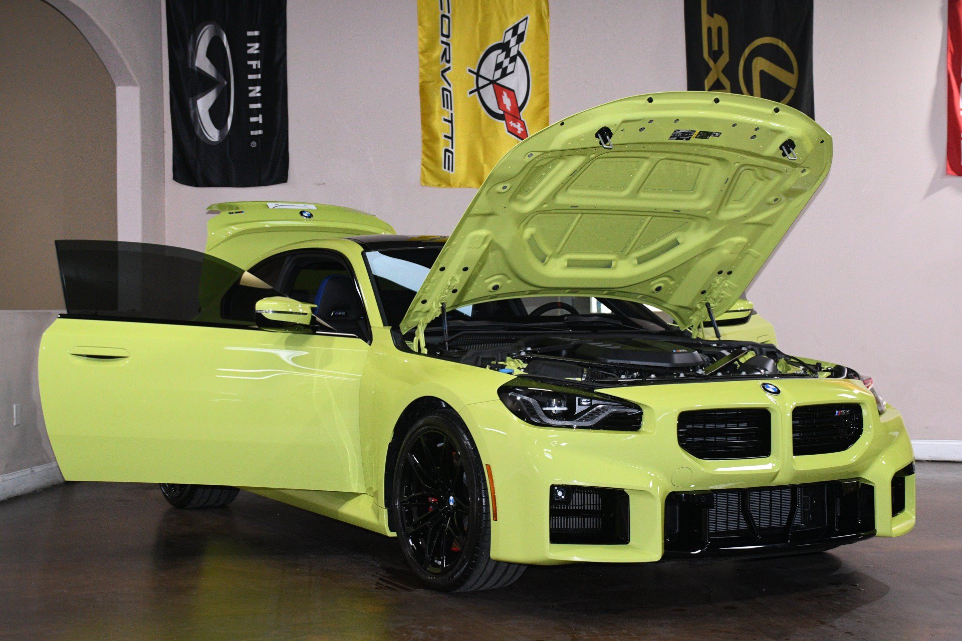 Used 2025 BMW M2 w/ Lighting Package RWD image 89