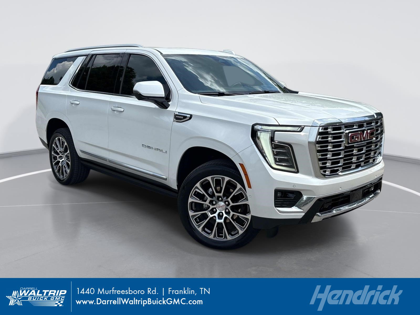 Used 2025 GMC Yukon Denali w/ Denali Reserve Package AWD/4WD image 1