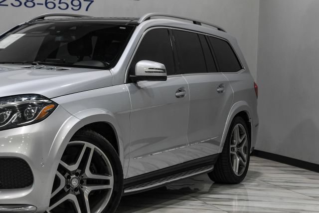 Used 2017 Mercedes-Benz GLS 550 4MATIC image 8