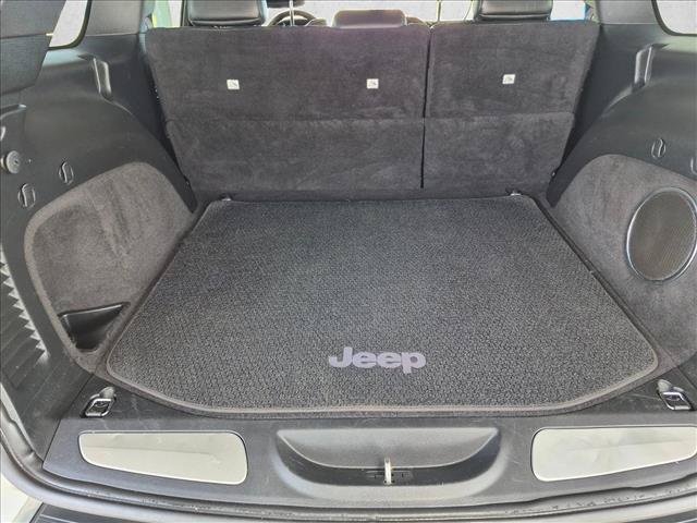Used 2020 Jeep Grand Cherokee Summit w/ Platinum Series Group AWD/4WD image 6