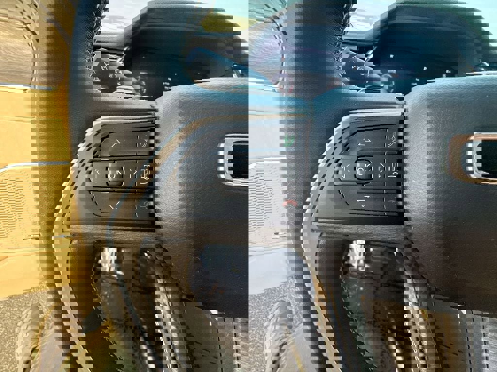 Used 2021 Jeep Grand Cherokee L Limited w/ Trailer Tow Group (B) AWD/4WD image 10